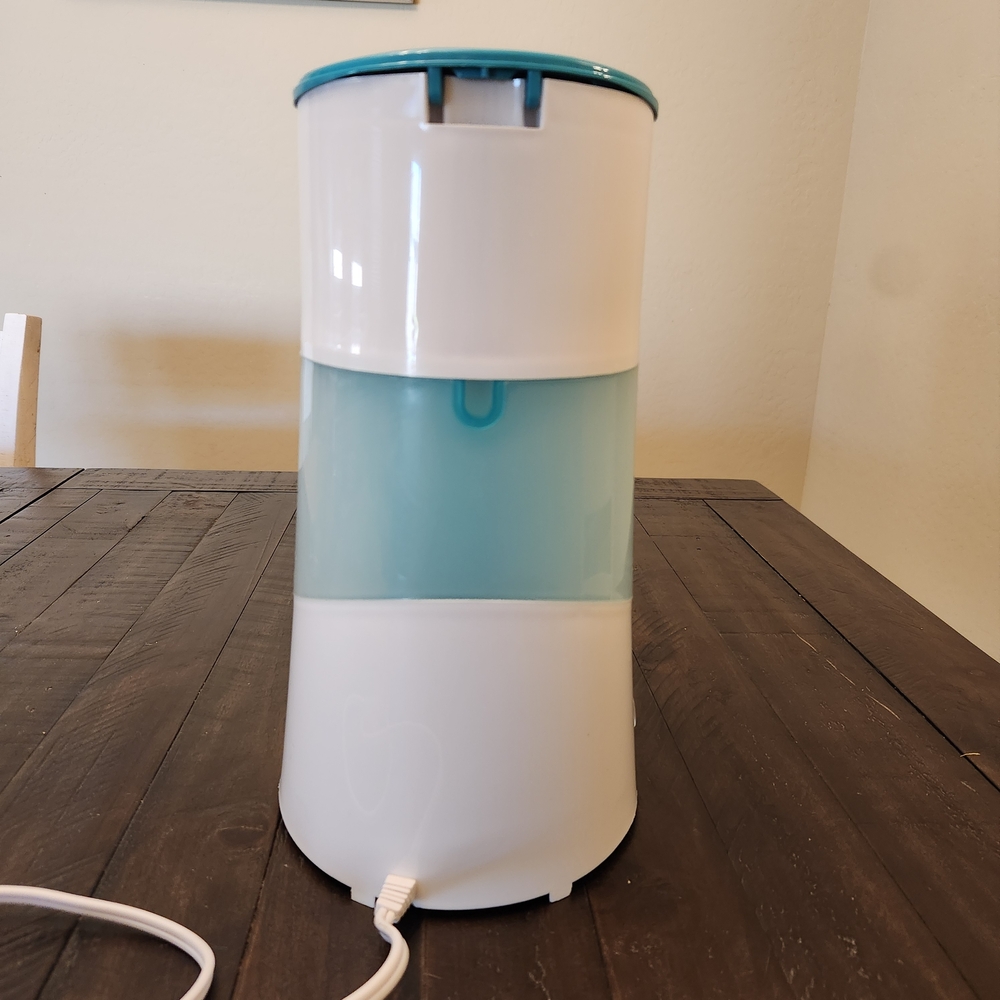 Mr. Coffee Iced Tea Maker - White and Blue - Picture 3 of 6